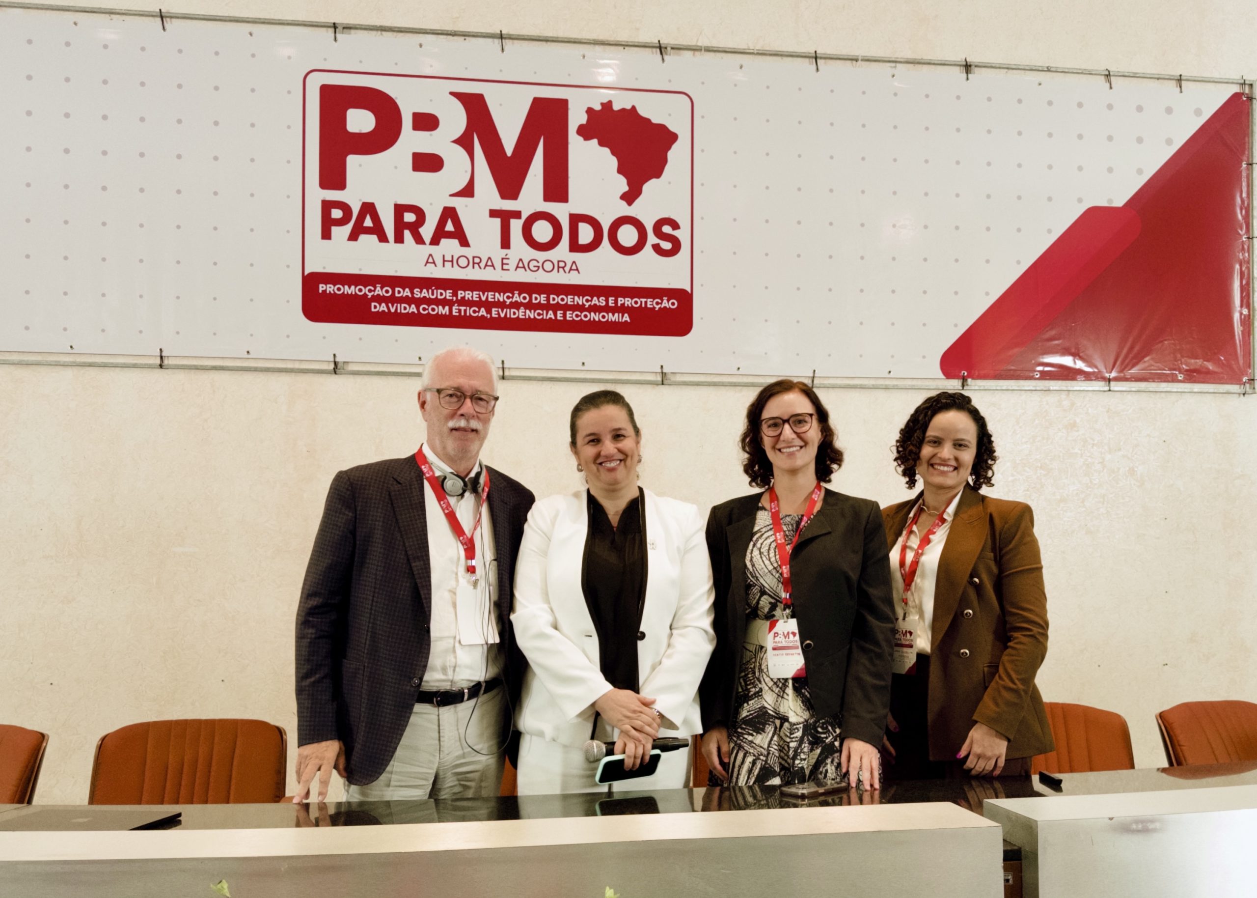 Evento pioneiro reúne especialistas e gestores para implantação do PBM no Brasil